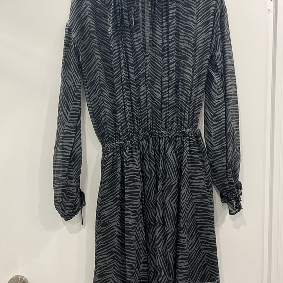 Anine Bing Dresses & Skirts - Elegant Black and Gray Zebra Print Dress